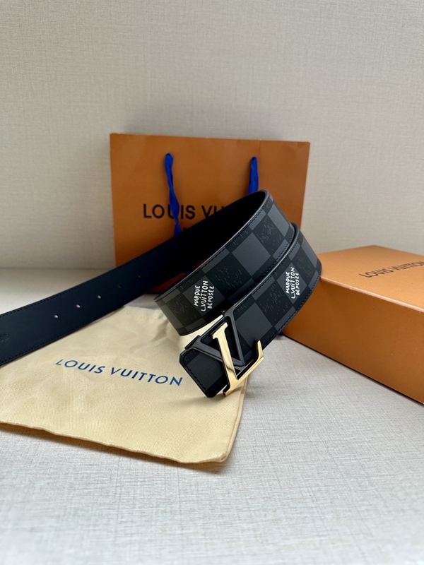 激安ルイヴィトンベルト背面デザイン